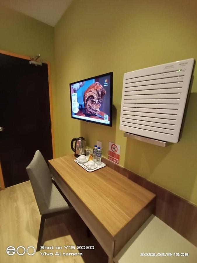 Yee Hotel Permas Jaya ジョホールバル エクステリア 写真